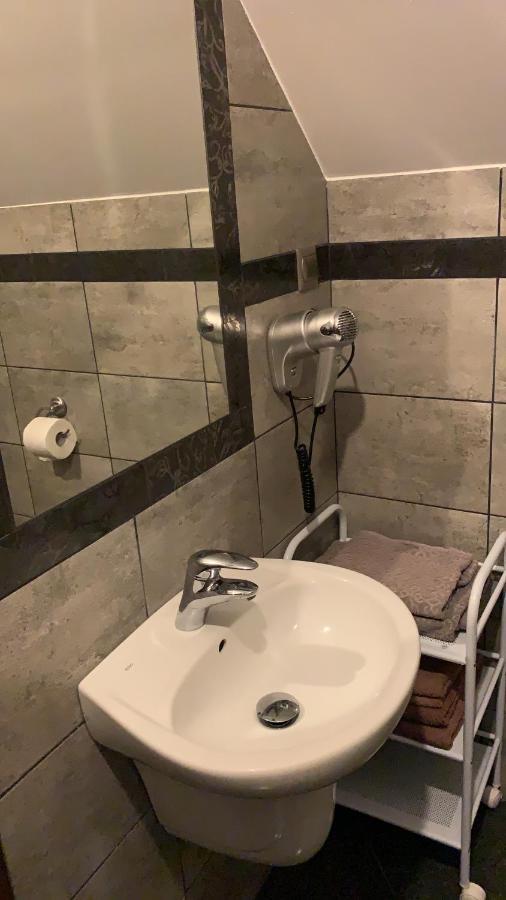 Dom Wczasowy Heep Białogóra Exteriör bild